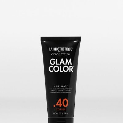 La Biosthétique Glam Color .40 Copper 200mL est un revitalisant pigmenté utilisé pour raviver la couleur des cheveux.