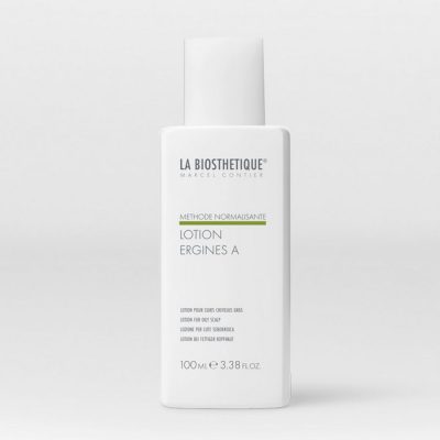 Lotion Ergines A Methode Normalisante La Biosthetique freine la production excessive de sébum, normalise et apaise le cuir chevelu gras et atténue les irritations.