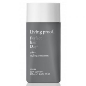 Living proof Perfect hair Day 5-in-1 Soin Coiffant 118ml est un traitement hydratant, protège de la chaleur et anti-frisottis.