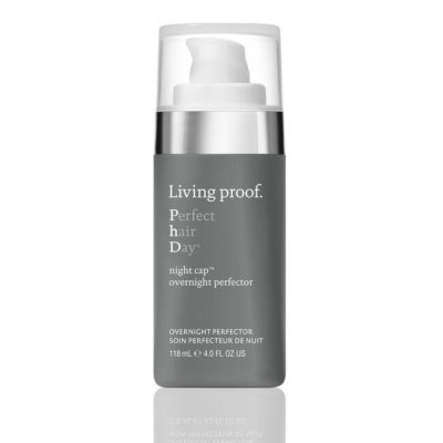 Living Proof Perfect hair Day Soin Perfecteur de Nuit facilite le coiffage et rend les cheveux nettement plus brillants.