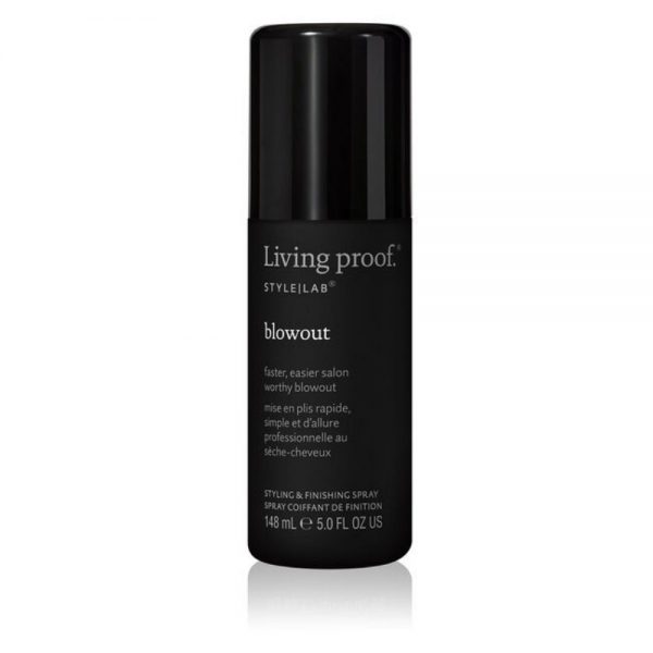Living proof blowout Un spray coiffant qui crée un brushing plus rapide et plus facile, réduisant le temps de séchage.