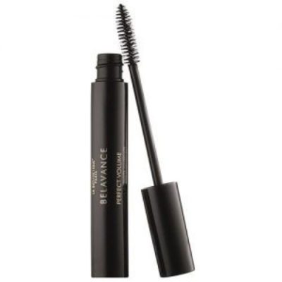 La Biosthetique mascara volume parfait intensité immédiate noir offre un volume de cils maximal : époustouflant, long, épais et brillant.