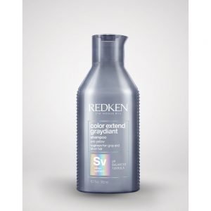 Shampoing color extend graydiant Sv de Redken est un anti-reflets jaunes pour les cheveux gris et argentés. Avec une formule de PH balancé. 