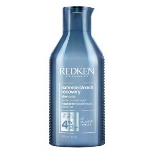 Shampoing extreme bleach recovery de Redken répare et renforce les cheveux fragilisés et décolorés, sans friction. Avec une formule de PH balancé. 