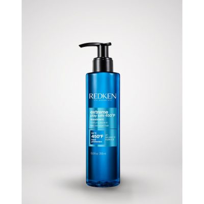 Traitement extreme play safe 450° Redken est un fortifiant et un protecteur thermique sans rinçage pour cheveux abîmés. Avec une formule de PH balancé.