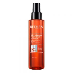 Huile sérum frizz dismiss instant deflate Redken est un spray ultra lissant pour les cheveux indisciplinés et difficiles à lisser. Avec de l'huile de Babassu et une formule de PH balancé.