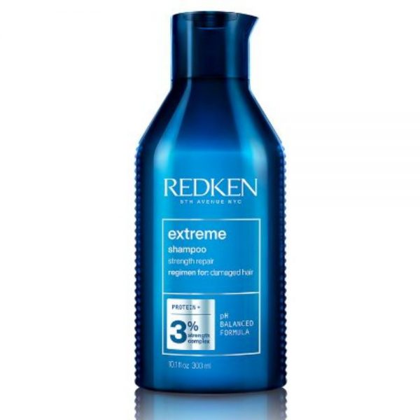 Shampoing extreme Redken renforce et répare les cheveux abîmés. Avec protéines et une formule de PH balancé. 