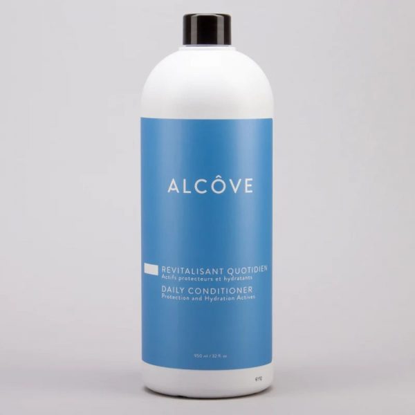 Revitalisant Alcôve de Oligo protège les cheveux tout en laissant un équilibre parfait d’hydratation. Recommandé pour un usage quotidien.