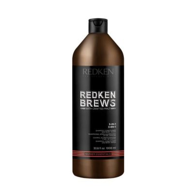 Le 3-en-1 Redken Brews nettoie et revitalise les cheveux et s'emploie sur tout le corps, pour une sensation de fraîcheur de la tête aux pieds.