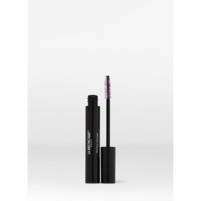 Mascara Perfect Volume Purple apporte un maximum de volume aux cils. Des cils à couper le souffle, longs, épais et brillants.