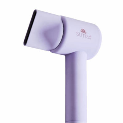 Sutra Séchoir Ultraviolet offre un flux d’air puissant sans compromettre l’intégrité naturelle de vos cheveux.