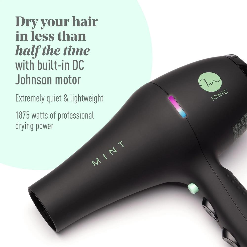 Sèche-Cheveux Ionique Infrarouge réduisant considérablement le temps de coiffage tout en hydratant les cheveux pour une finition lisse et brillante.