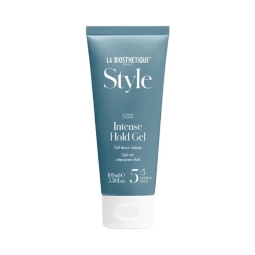 La Biosthetique Intense Hold Gel sans silicone, végétalien et à base d'eau offre la polyvalence pour créer une grande variété d'apparence. Tenu 5/5.