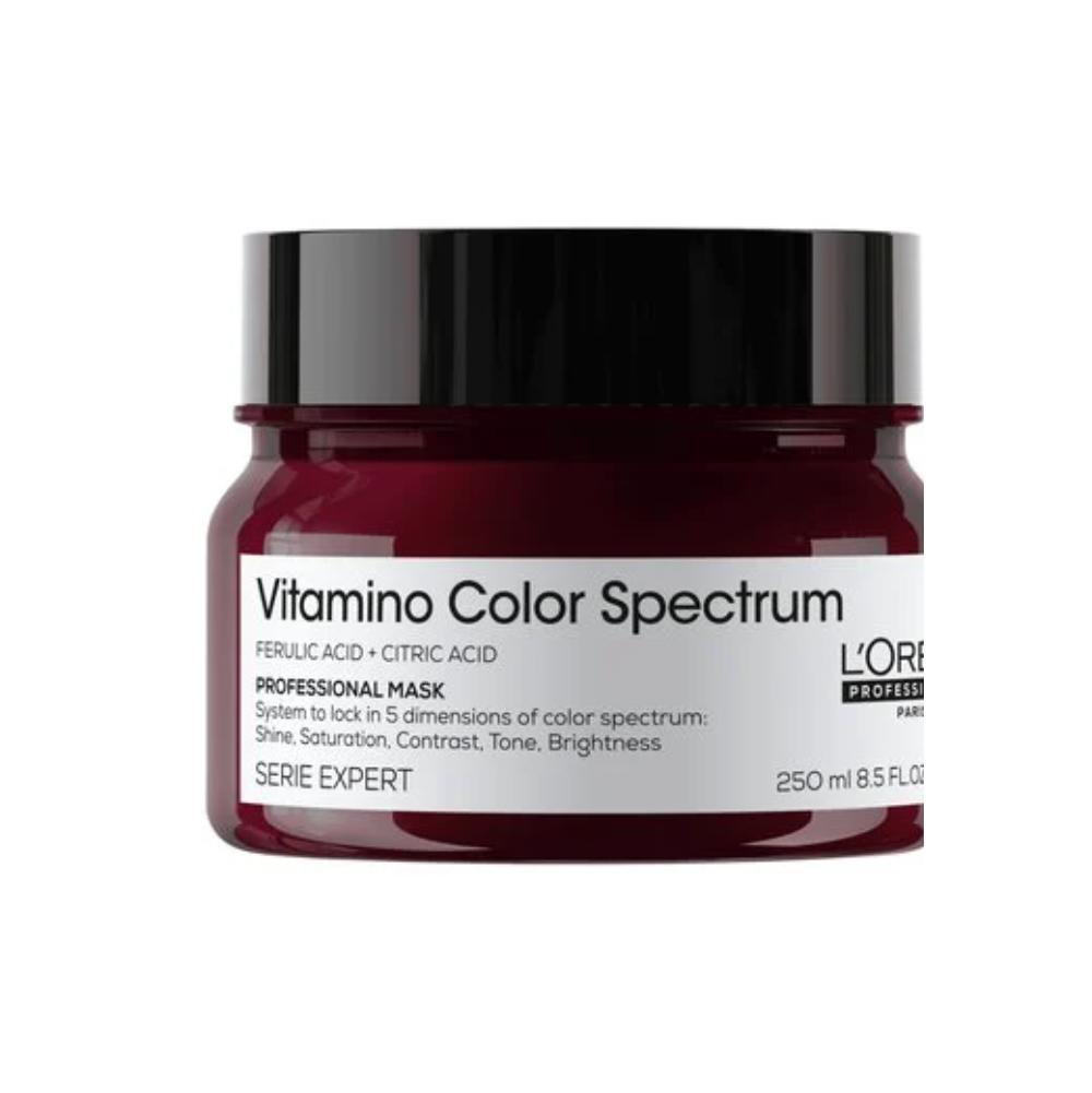 Vitamino Color Spectrum Masque cheveux colorés qui hydrate la fibre capillaire et fixe l'éclat de votre couleur du premier jour jusqu'à 100 jours.
