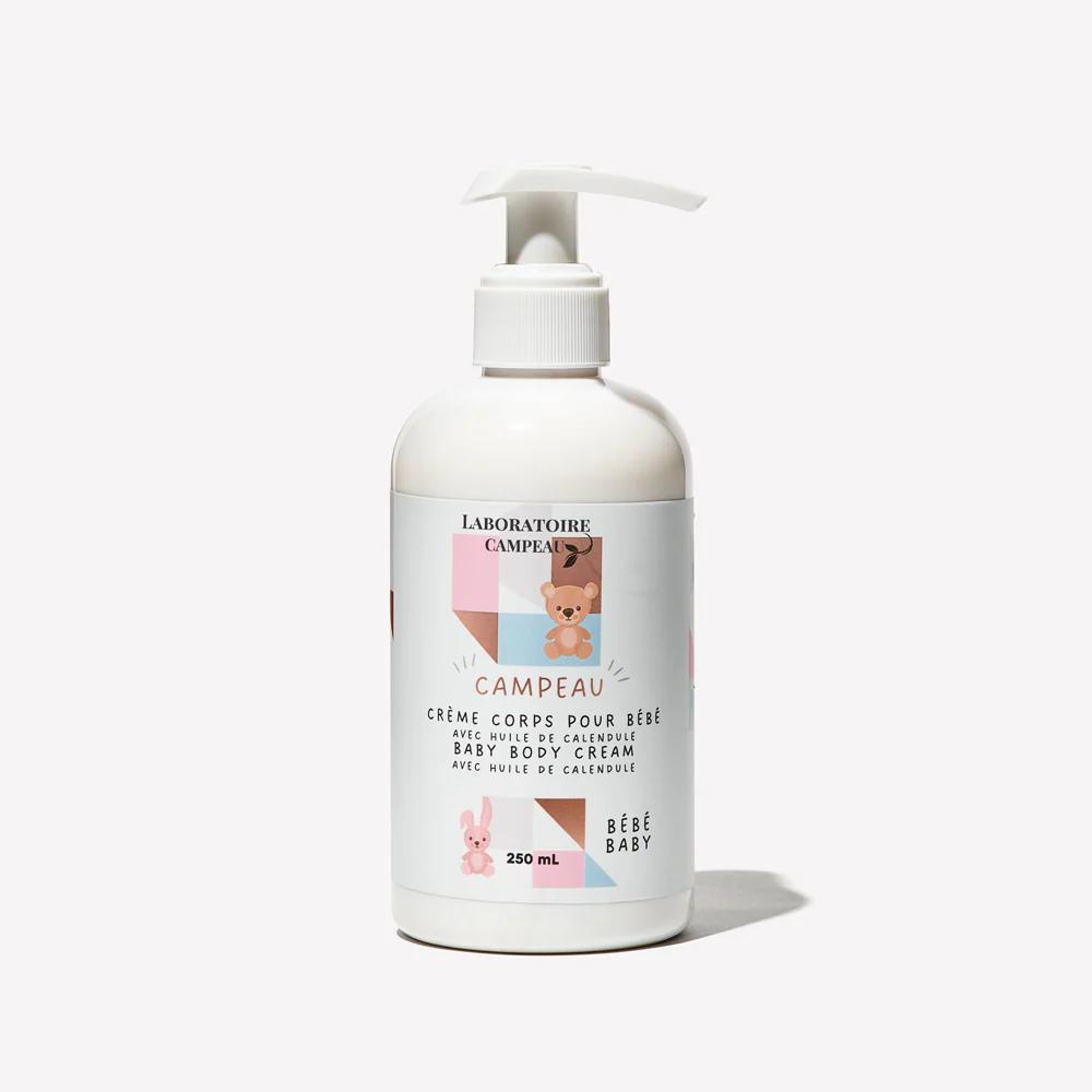 CAMPEAU Crème hydratante bébé est conçue pour hydrater et protéger la peau sensible. Fabriquée à partir d’ingrédients naturels.